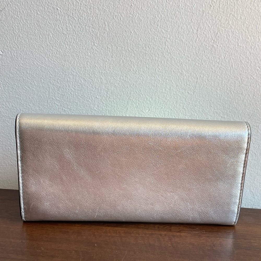 🌺EUC🌺 FENDI Roma Long Wallet Silver - Full Set! - Picture 5 of 12